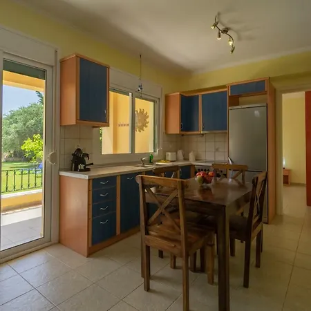 Beachfront Villa Barbati